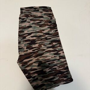 Lularoe Camouflage Print Leggings